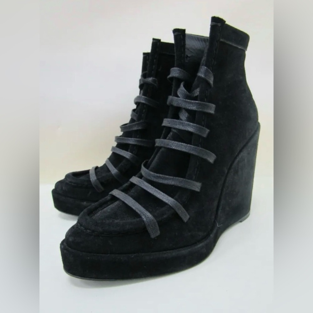 MONCLER Suzanne Women's Black Suede Wedge Ankle Booties Size: 8 (Runs small)